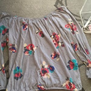 Cute American eagle long sleeve shirt